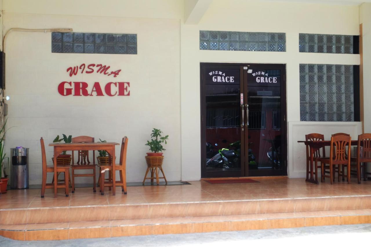 Wisma Grace Ambon Exterior foto